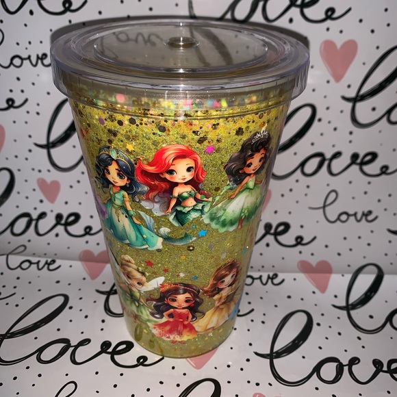 Princesses Polycrilic Tumbler - Picture 3 of 3